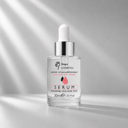 Sérum Éclat à l’Eau de Rose & Acide Hyaluronique