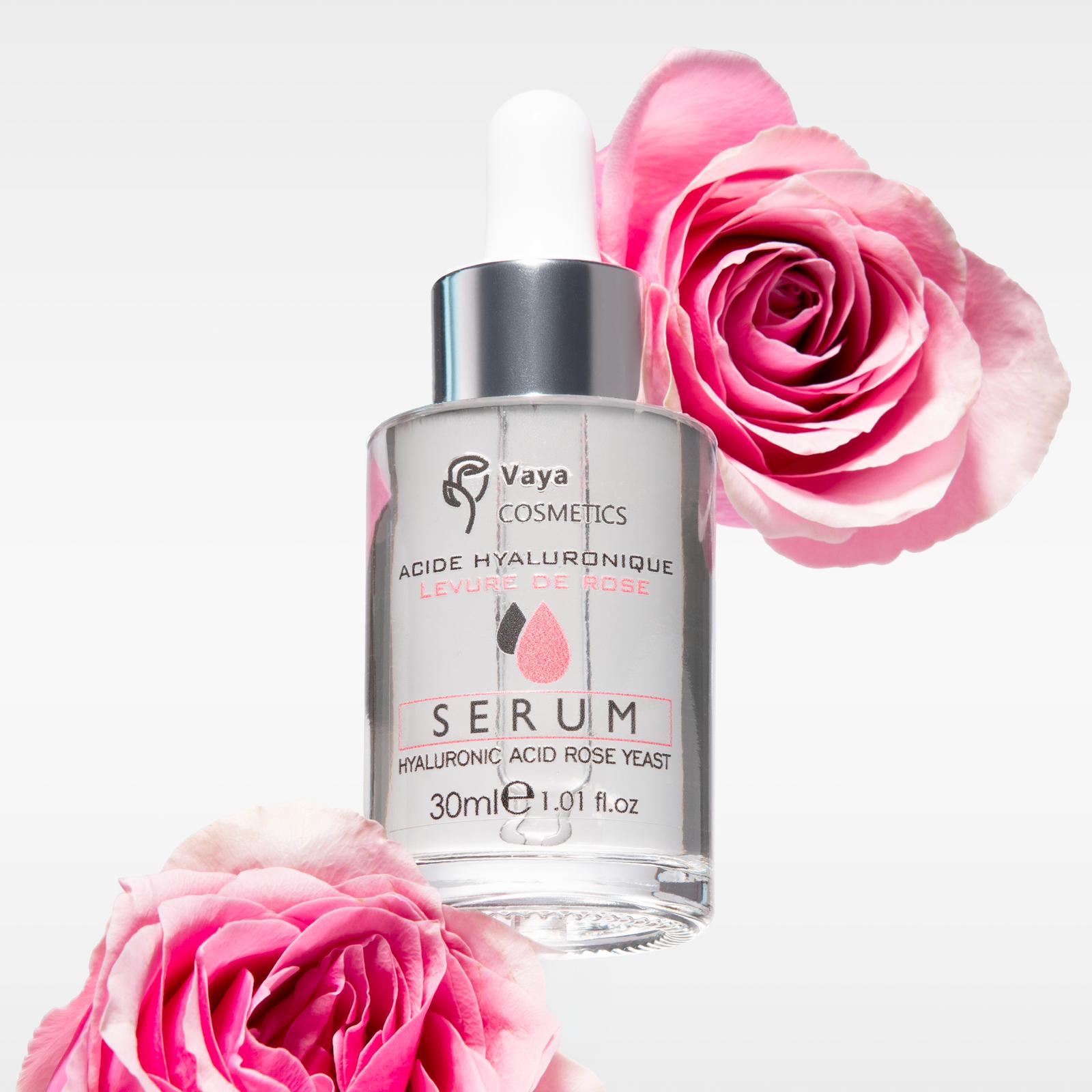 Sérum Éclat à l’Eau de Rose &amp; Acide Hyaluronique